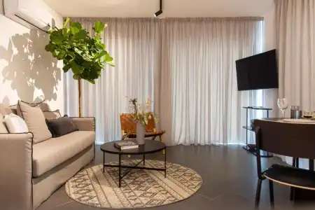 LIV Urban Suites - 16