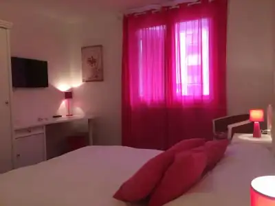 Hôtel de La Paix - 34