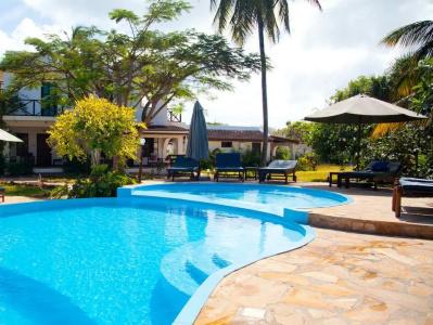 Flame Tree Cottages - 36
