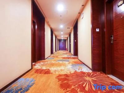 F·World Convention Center - 2