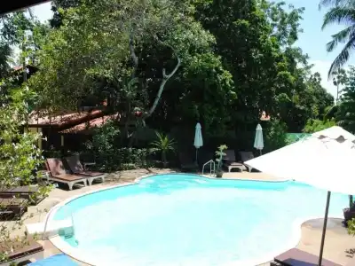 Harry's Bungalows & Restaurant - 34