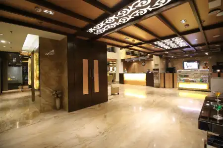 Golden Grand - 11
