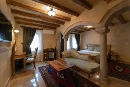 Cratus Stone Palace - 150
