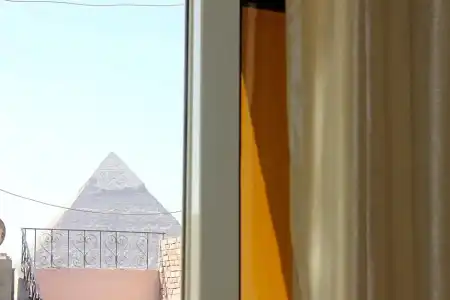 Royal pyramids Inn - 92