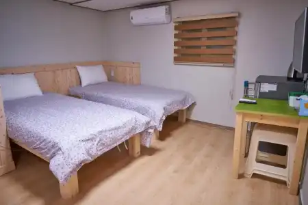 Seoul Station R Guesthouse - 120