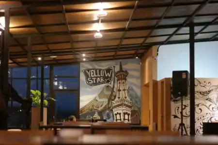 Yellow Star Ambarukmo - 17
