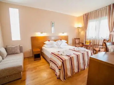Petrovac - 25