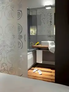 Vis a Vis Apartments - 96