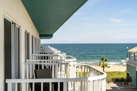 DoubleTree by Hilton Ocean City Oceanfront - 135