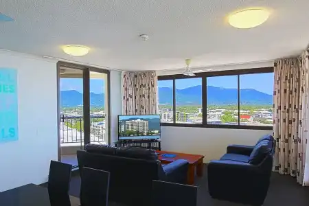 Cairns Aquarius - 48