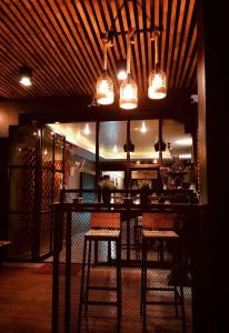 84 Gallery - 13