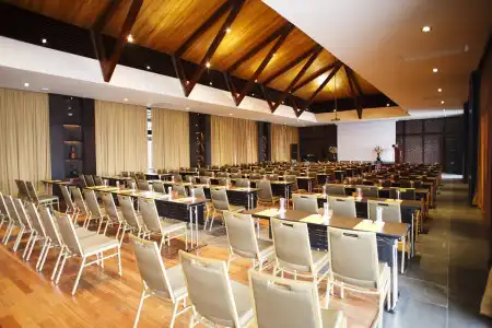 Beach Front Apartments - 15