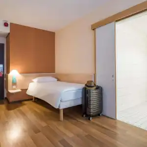 Ibis Stuttgart Centrum - 20