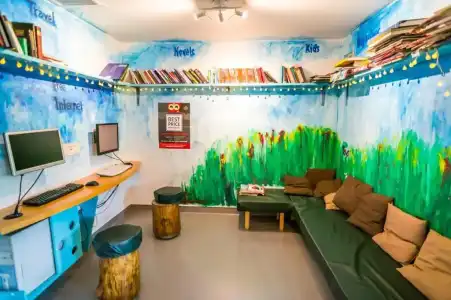Babelfish Hostel - 27