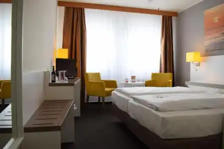 astral Inn Leipzig - 38