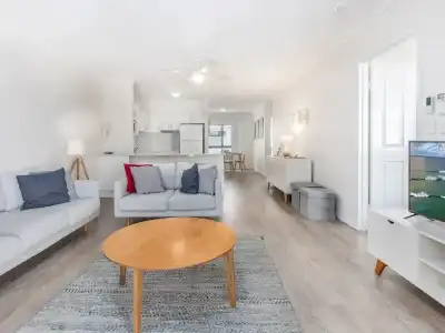 Bella Mare Beachside Apartments - 42