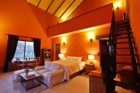 Town Square Suites by Toscana Valley - 17