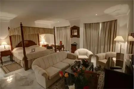Hôtel La Maison Blanche - 4