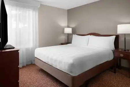 Larkspur Landing Extended Stay Suites Bellevue - 2