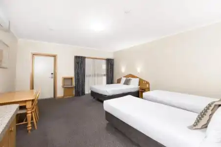 Quality Inn Presidential - 114
