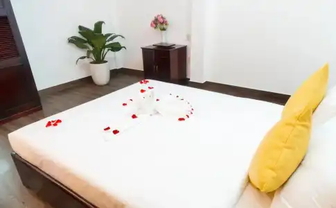 Hue Royal - 5