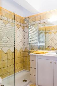 Andreolas Luxury Suites - 89