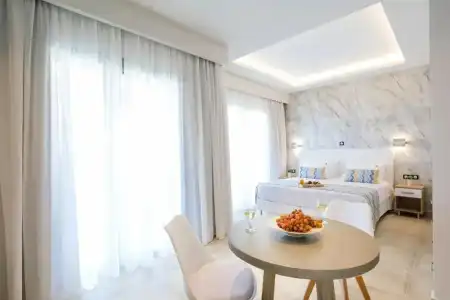 Belvedere Apartments and Spa - 76