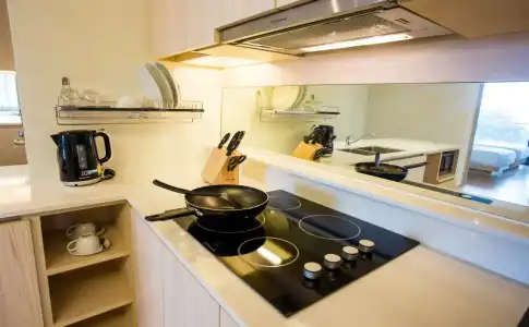 Balcony Seaside Sriracha & Serviced Apartments (SHA Extra Plus) - 27