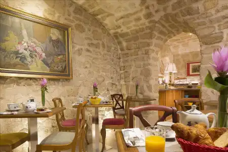 Le Relais des Halles - 16