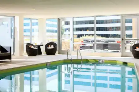 Renaissance Arlington Capital View - 16