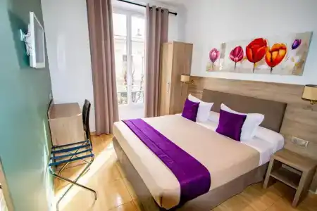 Hôtel Parisien - 77