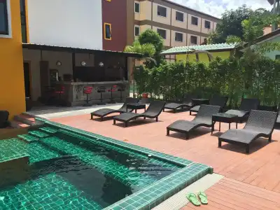 Buasri Boutique Patong - 18