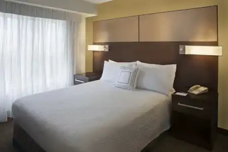 Cambridge Suites Mississauga - 32