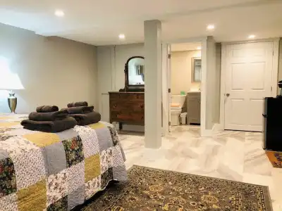Abalonia Inn - 1