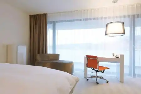 elaya kleve, Trademark Collection by Wyndham - 10