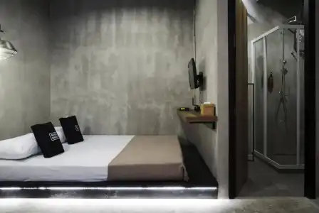 Bed Station Hostel - 1
