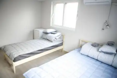 Twin Rabbit Hostel - 36