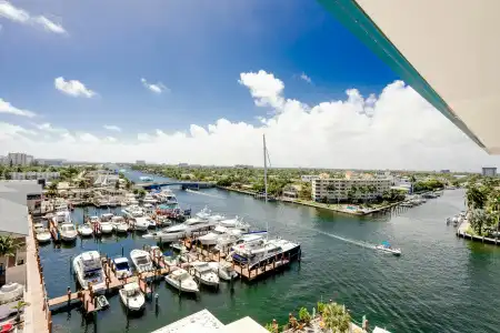 Sands Harbor Resort and Marina - 44