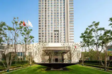 HUALUXE Shanghai Changfeng Park by IHG - 22
