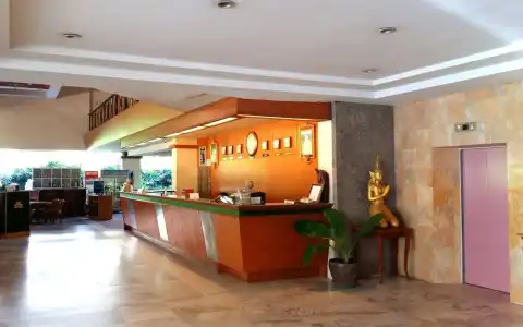 Mike Beach Resort Pattaya - 11
