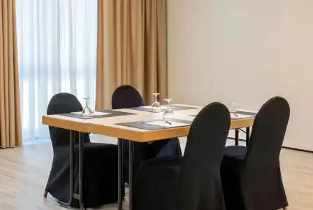 ibis Styles - 13