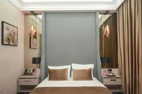 Home Boutique - 103