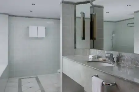 JW Marriott Bucharest Grand - 89