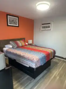 Whispering Pines Motel - 18
