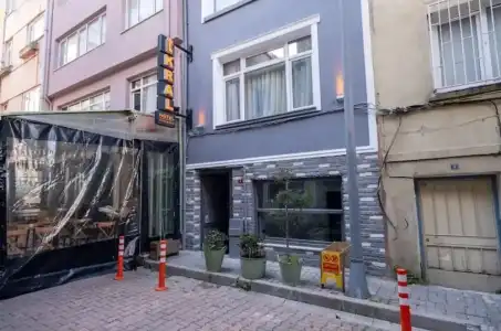 Kral Besiktas - 0