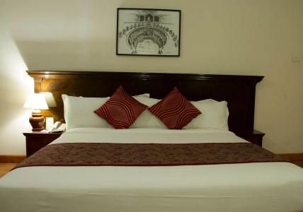 Pokhara Grande - 3