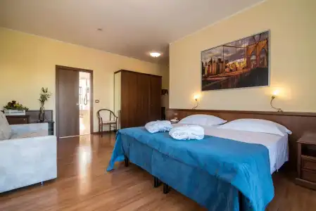Vena D'Oro - 4