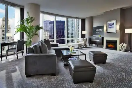 Trump International & Tower - 82