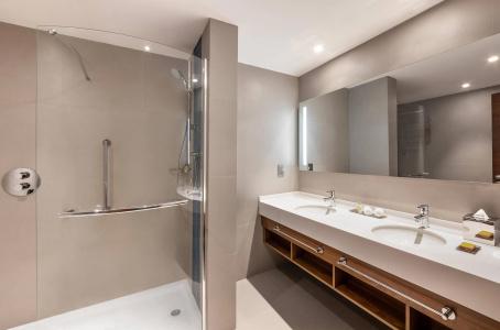 DoubleTree by Hilton Dubai Al Jadaf - 14