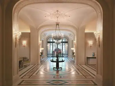 Shangri-La Paris - 25
